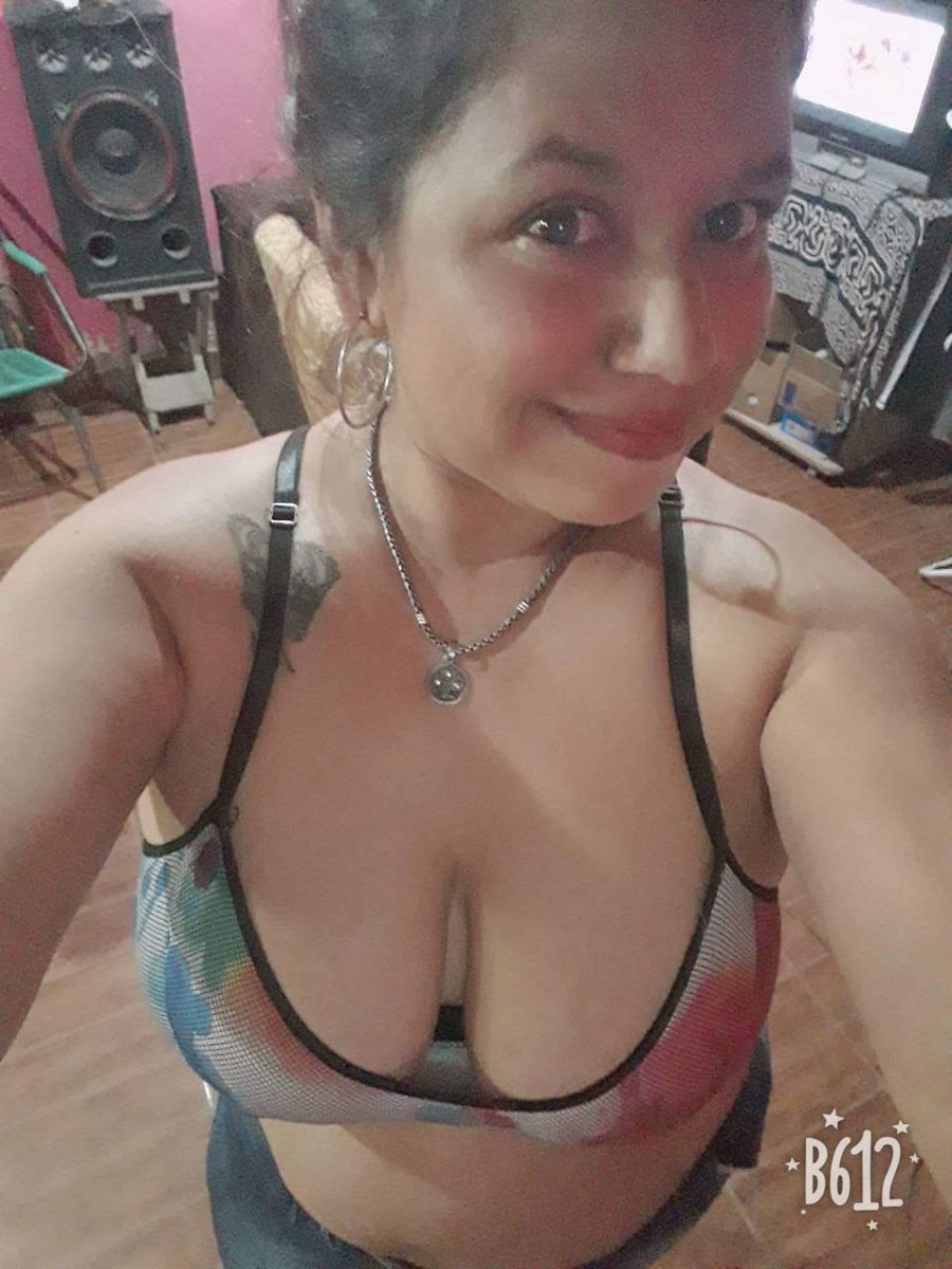 bellasqro's tweet photo. Linda madurita
#Aporte #milf #hotwife #tetonasmx https://t.co/D6OL51U6u7