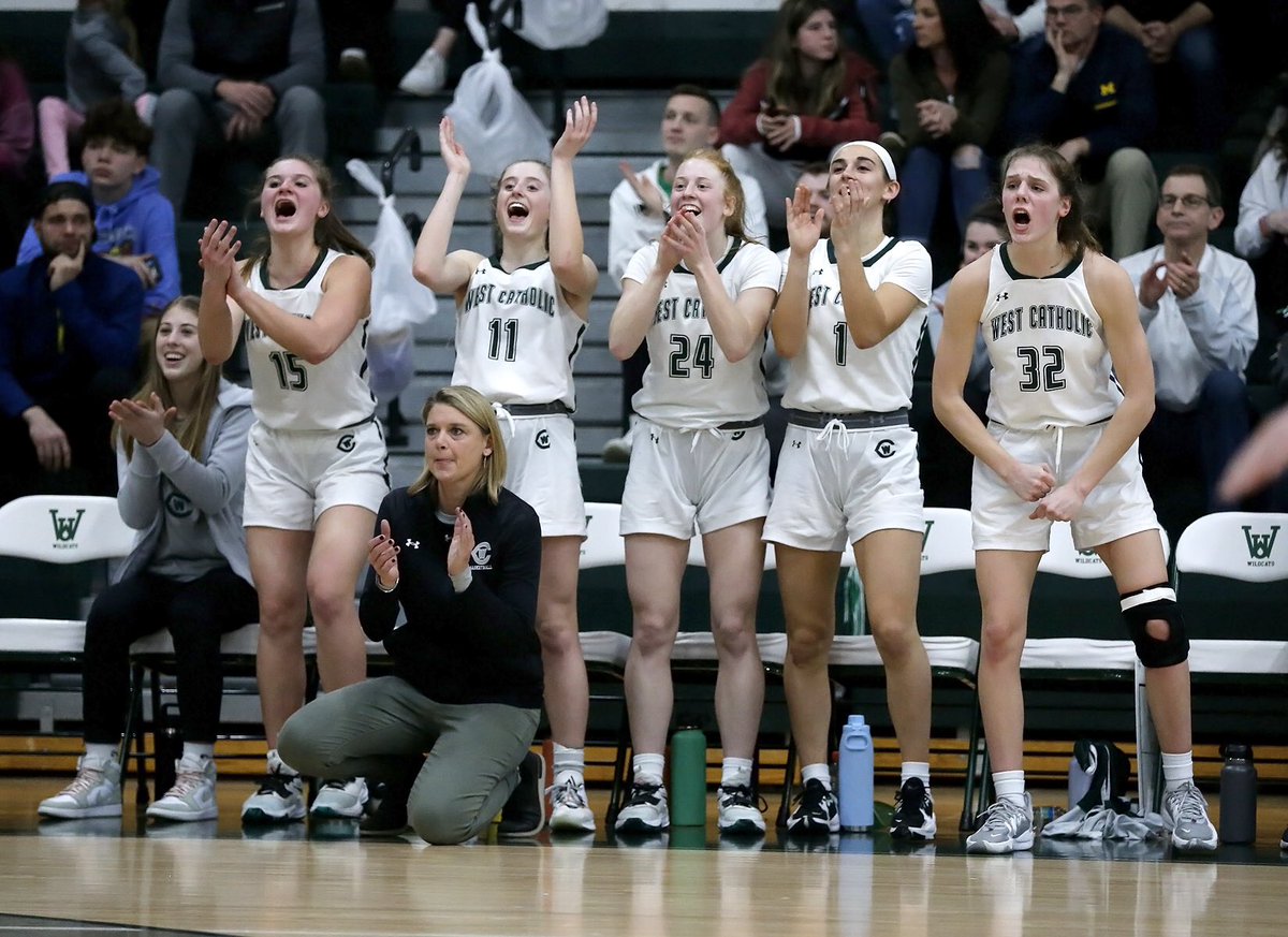 GRWCWomensHoops's tweet photo. @gr_wcwbb executed in all phases in the Quarterfinals with help from huge fan support and are heading to the Final Four at MSU. All Falcons scored! @AnnaIgnatoski led all scorers with 20-pts. @abbeykimball27 added 19 along with 10-assists. @PolegaReese had 10-pts.  Let’s Go West! https://t.co/OpwMwcWn6M