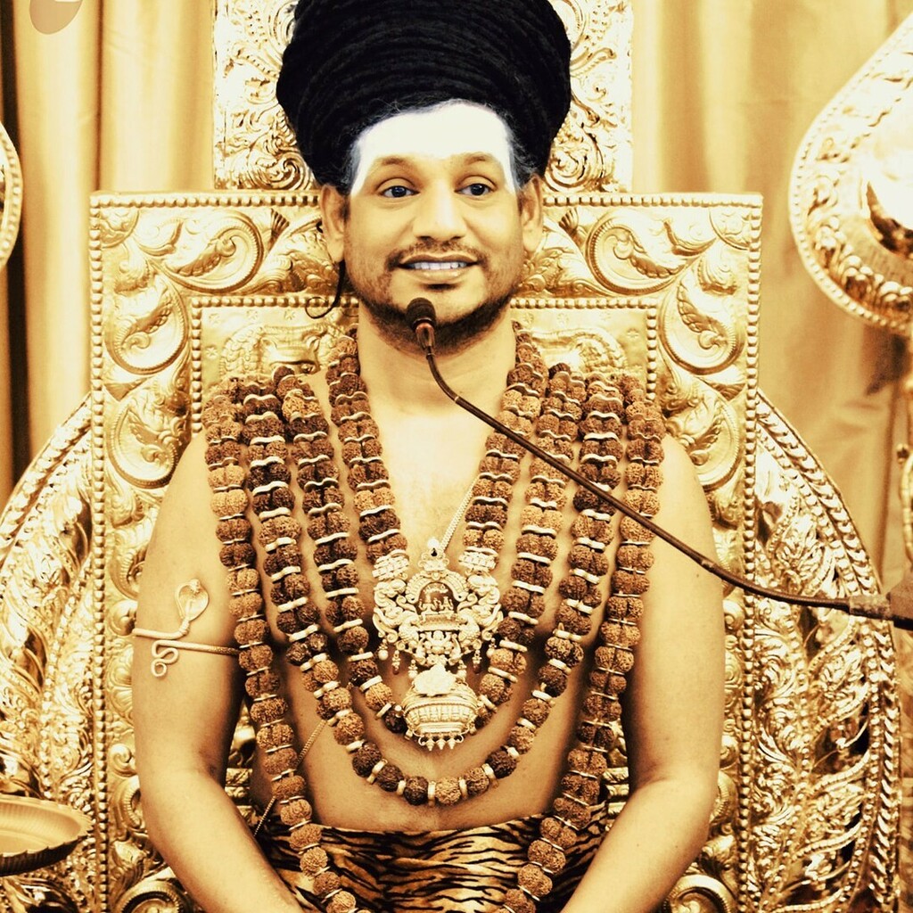 SriNithyananda's tweet photo. GLIMPSES OF GLORIOUS PAST - REVIVAL OF KAILASA

On this day 1 years before - 16 March 2021:

On this day , the delegates of the Kailasa Nation received the Shakti Pada and Shaktini Pada With the Live Darshan of the SPH. The Kailasa Nation offered Our Wor… https://t.co/QxiobKYuOh https://t.co/XR8y7jLkUx