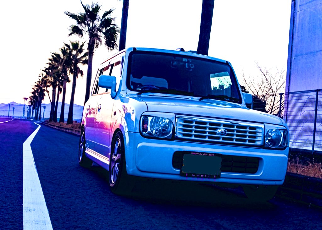 21s2221's tweet photo. he21s lapin♡　後期 🐰🚘

あだ名「らぱお」🐰🌸

とにかく大好きな愛車好きな親バカレベルです💦🥰✨🥺
カスタムも少しずつ。。。🐰🐰

さくらぱをよろしくお願いします🥺🥰

#たくさんの車好きさんと繋がりたい
#ラパン乗りさんと繋がりたい https://t.co/M3ukrGC0gS