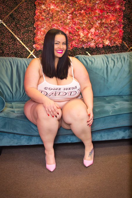 Cheesing for the camera 📸 @thesinematogra4 https://t.co/GKMwGsaMpj<a class="tags" target="_blank" title="On Twitter" href="/?out=eyJ0eXAiOiJKV1QiLCJhbGciOiJIUzUxMiJ9.eyJpYXQiOjE3MjI3Mzc0ODQsImlzcyI6InR3cG9ybnN0YXJzLmNvbSIsIm5iZiI6MTcyMjczNzQ4NCwiZXhwIjoxNzU0MjczNDg0LCJyZWRpcmVjdF91cmwiOiJodHRwczovL3R3aXR0ZXIuY29tL3RoZXNpbmVtYXRvZ3JhNCJ9.HyMdgQMNcAPxJDDFYL_l7abcao7FkfzmcW3p-BvfkTn5XvEYav_UAygcs7DwBTqo3vG7ETUBust8aJYPJ4XQiA">@thesinematogra4</a>