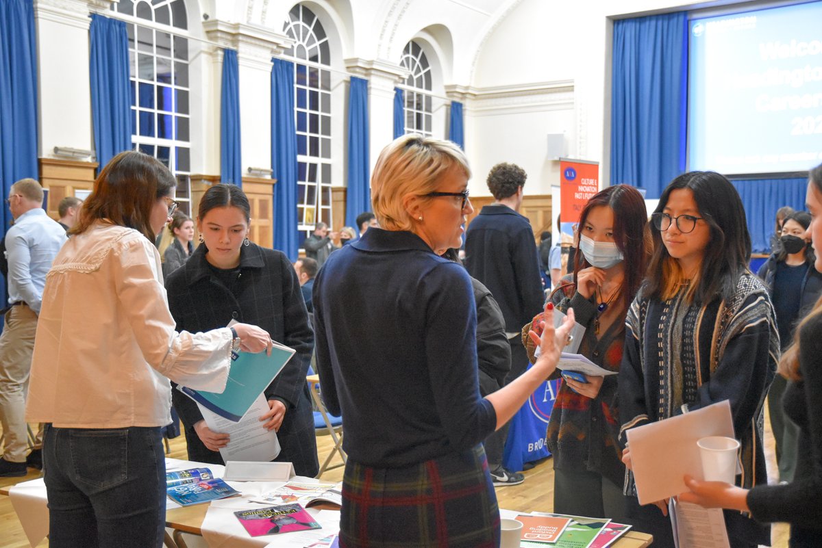 HSO_Community's tweet photo. Thank you to everyone who participated in our Careers Fair last night. It was fantastic to have professionals from our Headington community in attendance representing a huge range of careers.
#ADifferentBeat @HeadingtonSch https://t.co/6lTtSDymkV