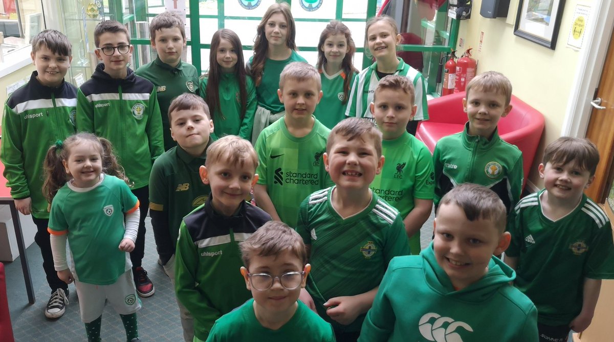 OakgroveIPSN's tweet photo. Sport is universal with the power to unite everyone and bring us together. At @OakgroveIPSN pupils celebrate their own identity, respect others and develop an understanding of diversity. @CityOfDerryRFC @maiden_city @RMcB5Foundation @ulsterschools @OIC_Sports @niciebelfast @IEFNI https://t.co/yWkl93Htu2