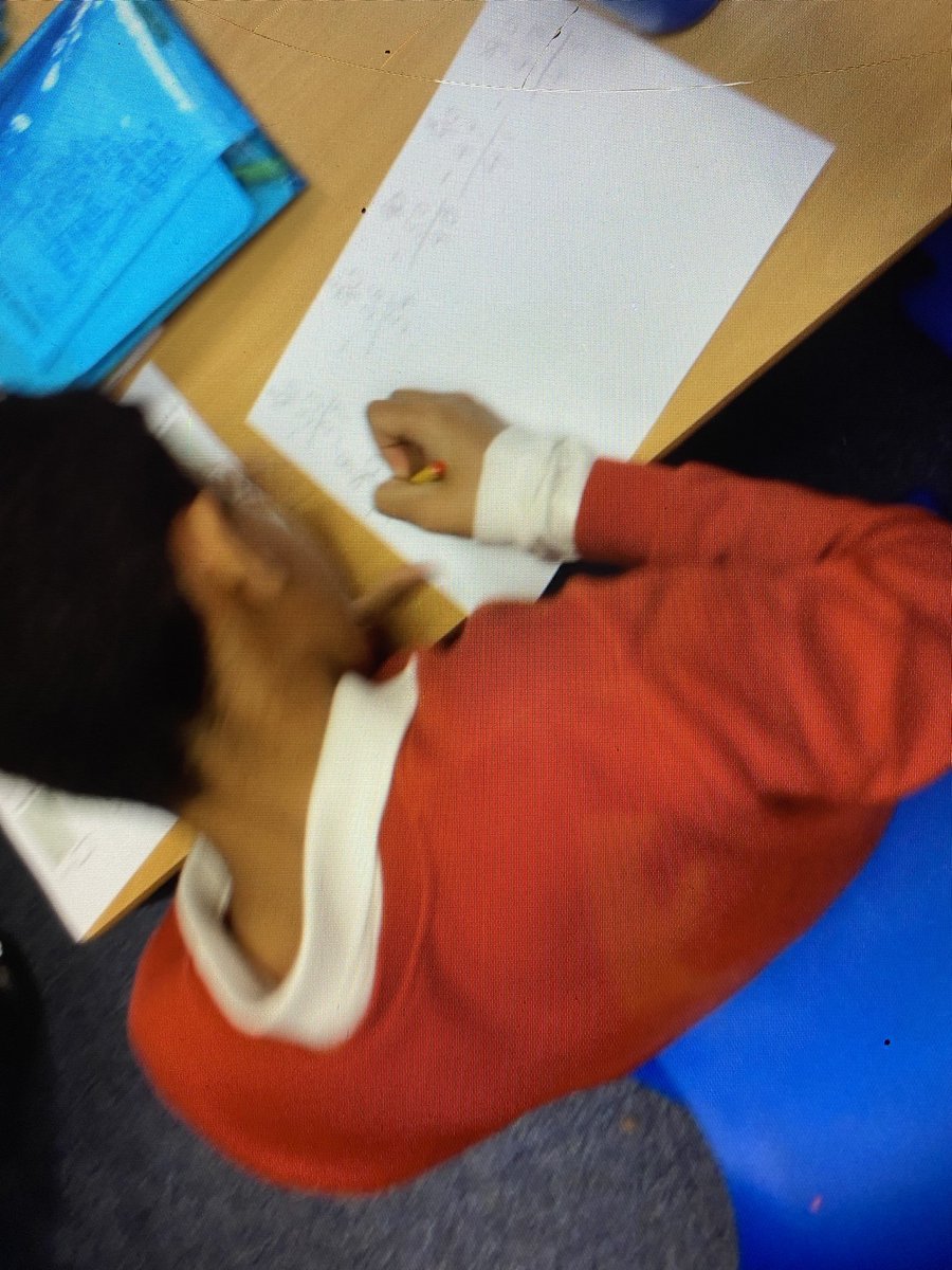 FeatherstoneYR5's tweet photo. Both maths and English included a lot of consolidation for Year 5 on the topic of angles and using colons/semi-colons to separate two main clauses. https://t.co/0UFdHNgkCF