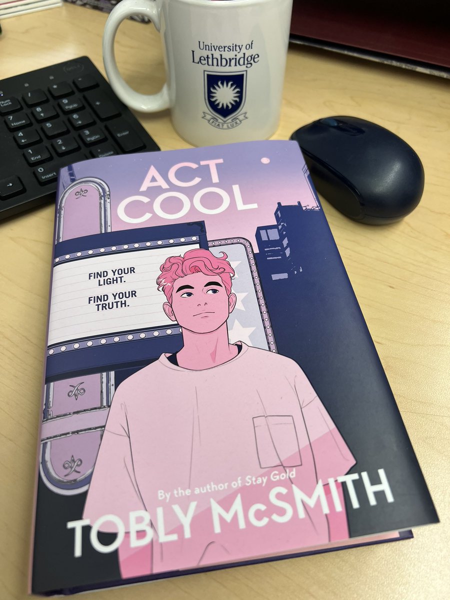 KariTanaka's tweet photo. I loved the newest by @toblymcsmith and I think teens, especially the theatre kids, will love it too!🤩🤩🤩 My big wish, after reading this book, is for all kids and young adults to have an Aunt Lil in their lives! ❤️🍍🍍🍍❤️🏳️‍⚧️📚@UofLBookstore https://t.co/VbqH0nweYo