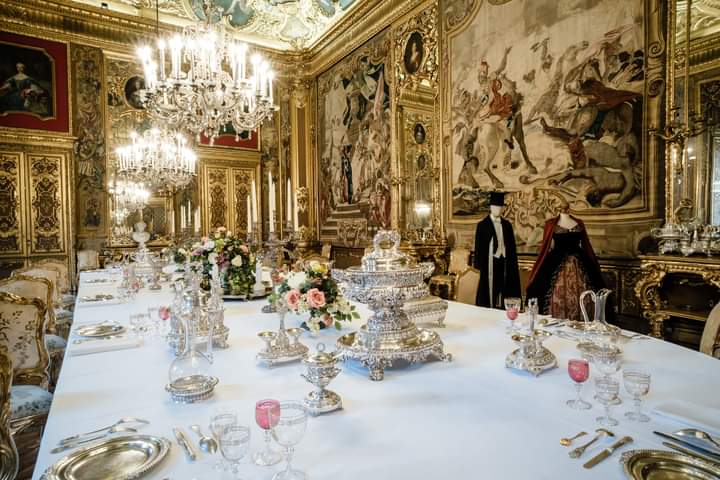 Musei Reali Torino (@museirealito) on Twitter photo Splendori della tavola: inaugurato questa mattina il nuovo allestimento dalla Sala da pranzo di Palazzo Reale.Per l'occasione torna a Torino parte del fastoso corredo da tavola in argento realizzato da Odiot per Carlo Alberto, oggi conservato al <a href="/Quirinale/">Quirinale</a> museireali.beniculturali.it/events/splendo… Splendori della tavola: inaugurato questa mattina il nuovo allestimento dalla Sala da pranzo di Palazzo Reale.Per l'occasione torna a Torino parte del fastoso corredo da tavola in argento realizzato da Odiot per Carlo Alberto, oggi conservato al <a href="/Quirinale/">Quirinale</a> museireali.beniculturali.it/events/splendo…