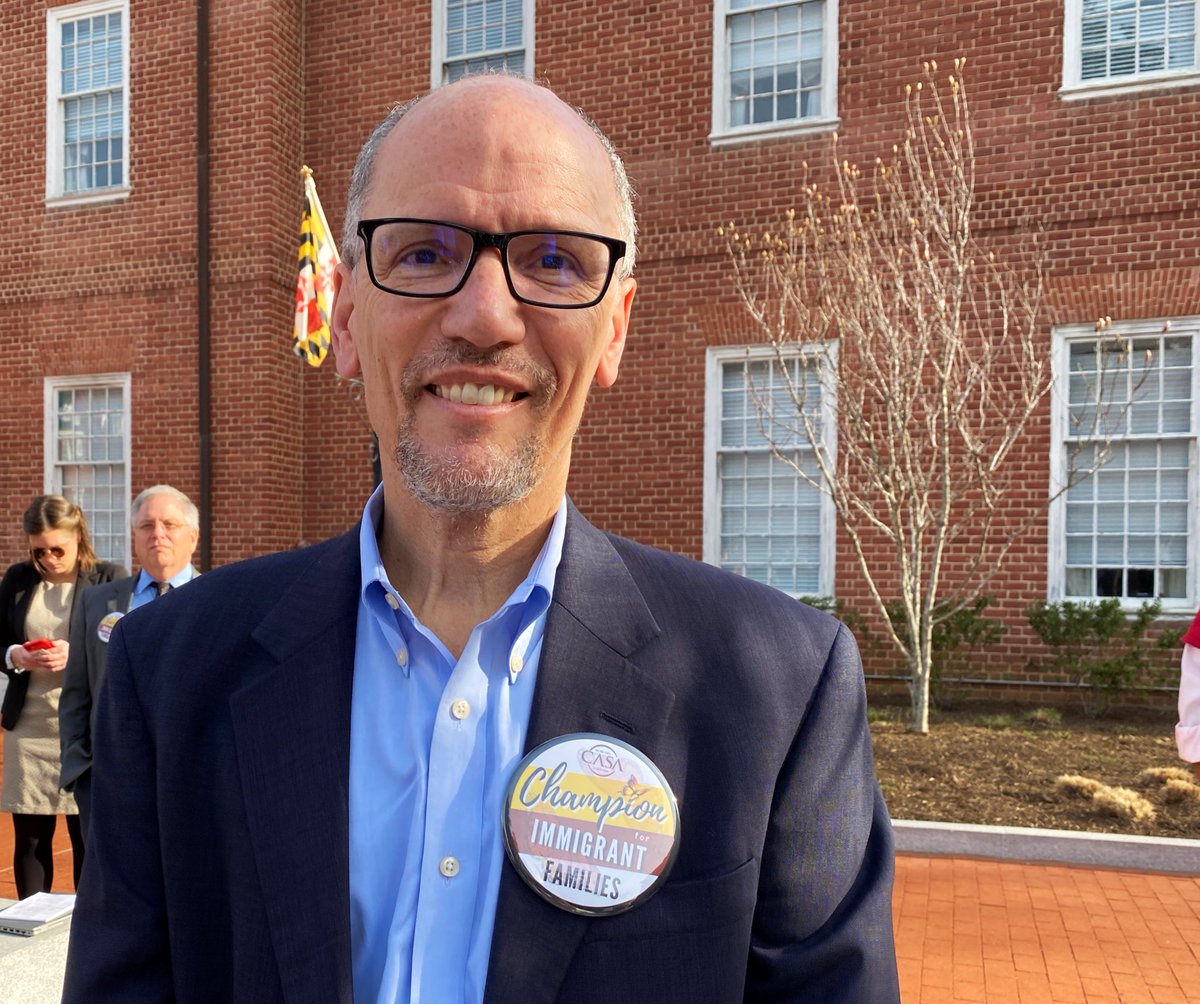CASAinAction's tweet photo. Says @TomPerez on @MiddayWYPR with Tom Hall: Maryland needs to offer quality, affordable health insurance regardless of immigration status. 

⭐️ This is our champion! ⭐️ https://t.co/FRNzXmoAlT