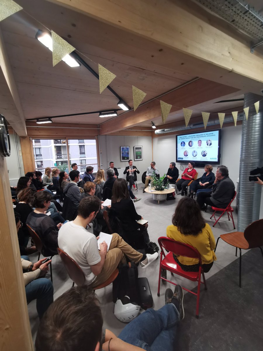 #1anEnvieLeLabo Un grand merci à nos partenaires et aux intervenants membres du réseau #Envie pour leur participation à notre #TableRonde qui a permis de mettre en 💡 plusieurs projets innovants. 

C'est le moment d'échanger avec nos invités et répondre à leurs interrogations 🎤