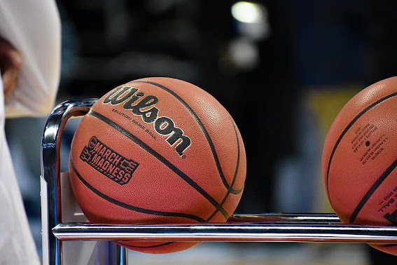 Are you an expert on all things NCAA? Take the quiz and find out!
docs.google.com/forms/d/e/1FAI…