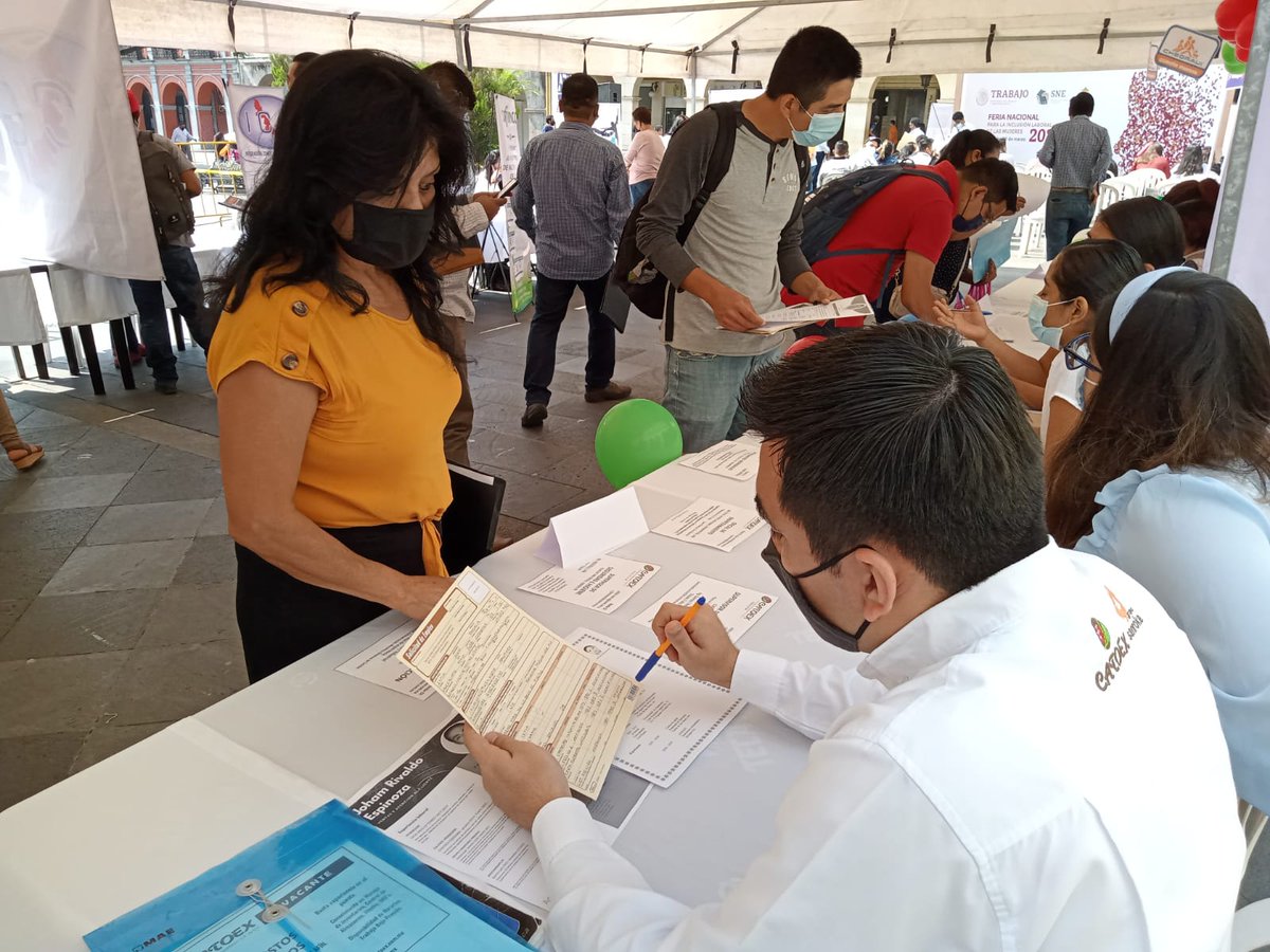 EmpleoSnever's tweet photo. ¡Así se está llevando a cabo la Feria Nacional para la Inclusión Laboral de las Mujeres en #Córdoba!
Tienes hasta las 15:00 h para traer tu currículum o solicitud de empleo, Parque 21 de Mayo, frente al Ayuntamiento.
#Trabajo #SNEVER #Veracruz https://t.co/HVJgcNIiTM