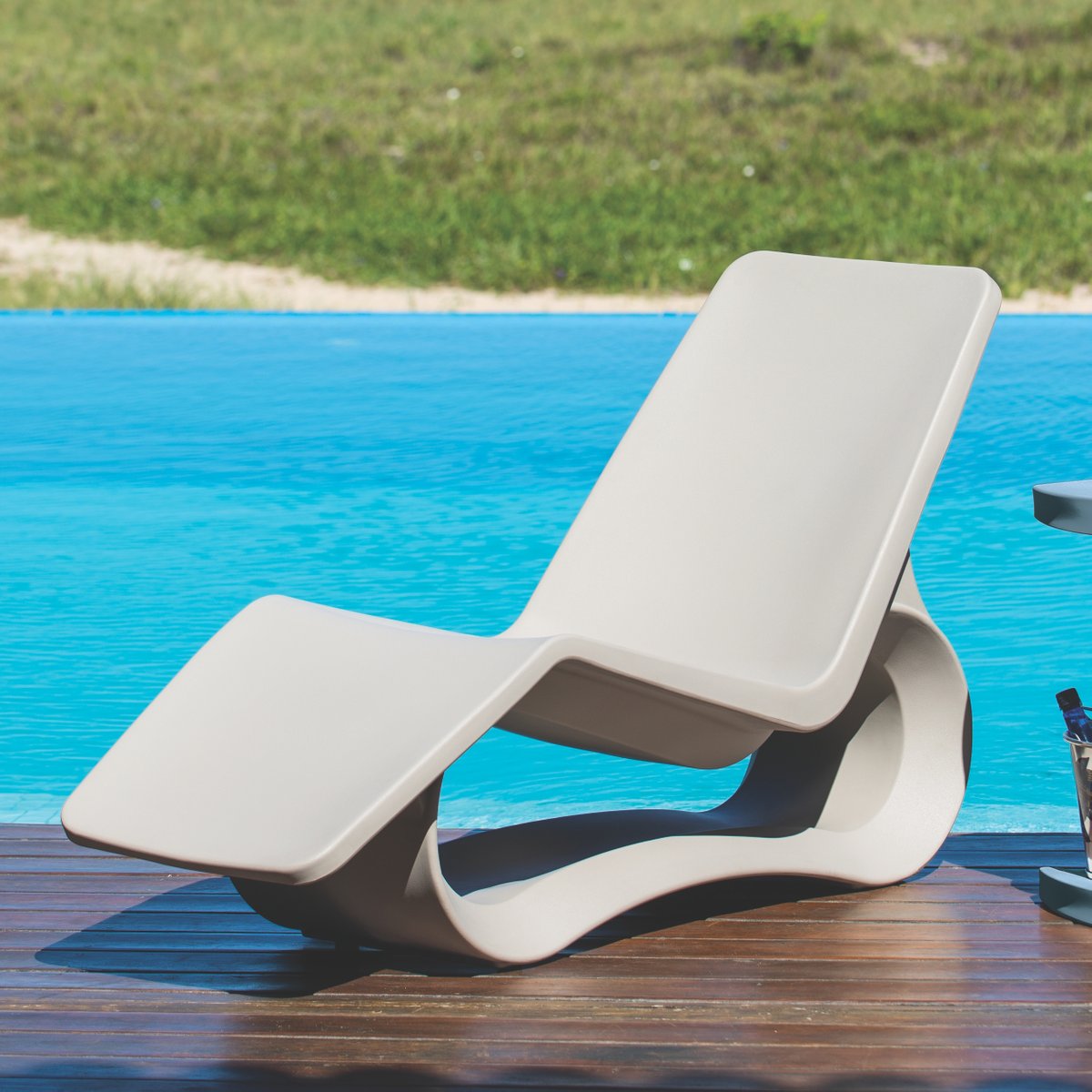 CFC_Interiors's tweet photo. What do you think of the NEW Tramontina garden furniture range? 🤩

This new modern range in perfect for indoors or outdoors

Order now and get ready to enjoy the sunshine this summer! 😎

#gardenfurniture #outdoorliving #outdoorfurniture https://t.co/T57Oa555ZH
