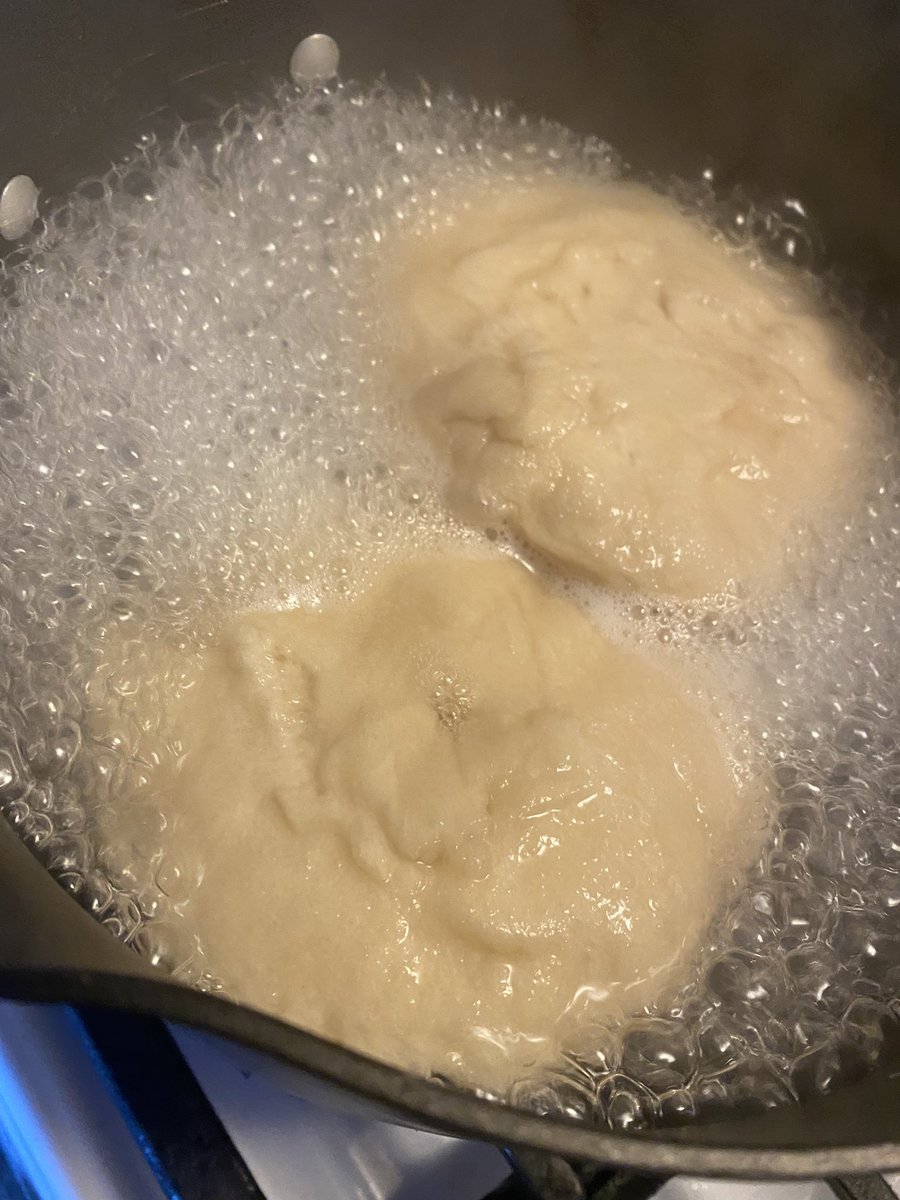 zackmonday's tweet photo. Homemade #bagels @mandaa_cummins #food #homemade #fromscratch https://t.co/I4vMGJMgNk