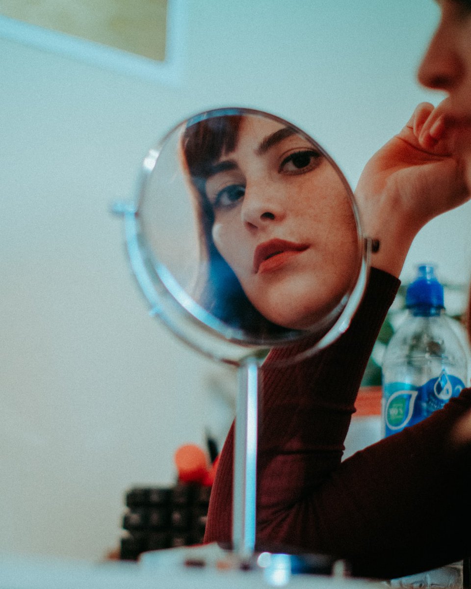 EmpoweredEver's tweet photo. Give your confidence a boost by changing the way you view yourself: https://t.co/T6DIlhNaaB #selflove
https://t.co/Frdml6n9Ea 
#selfcare #investinyourfuture

#therapy #support #protectivefactors #wellness
#mentalhealthishealth

https://t.co/iT8reQoixF... https://t.co/dhQPSHH2J8