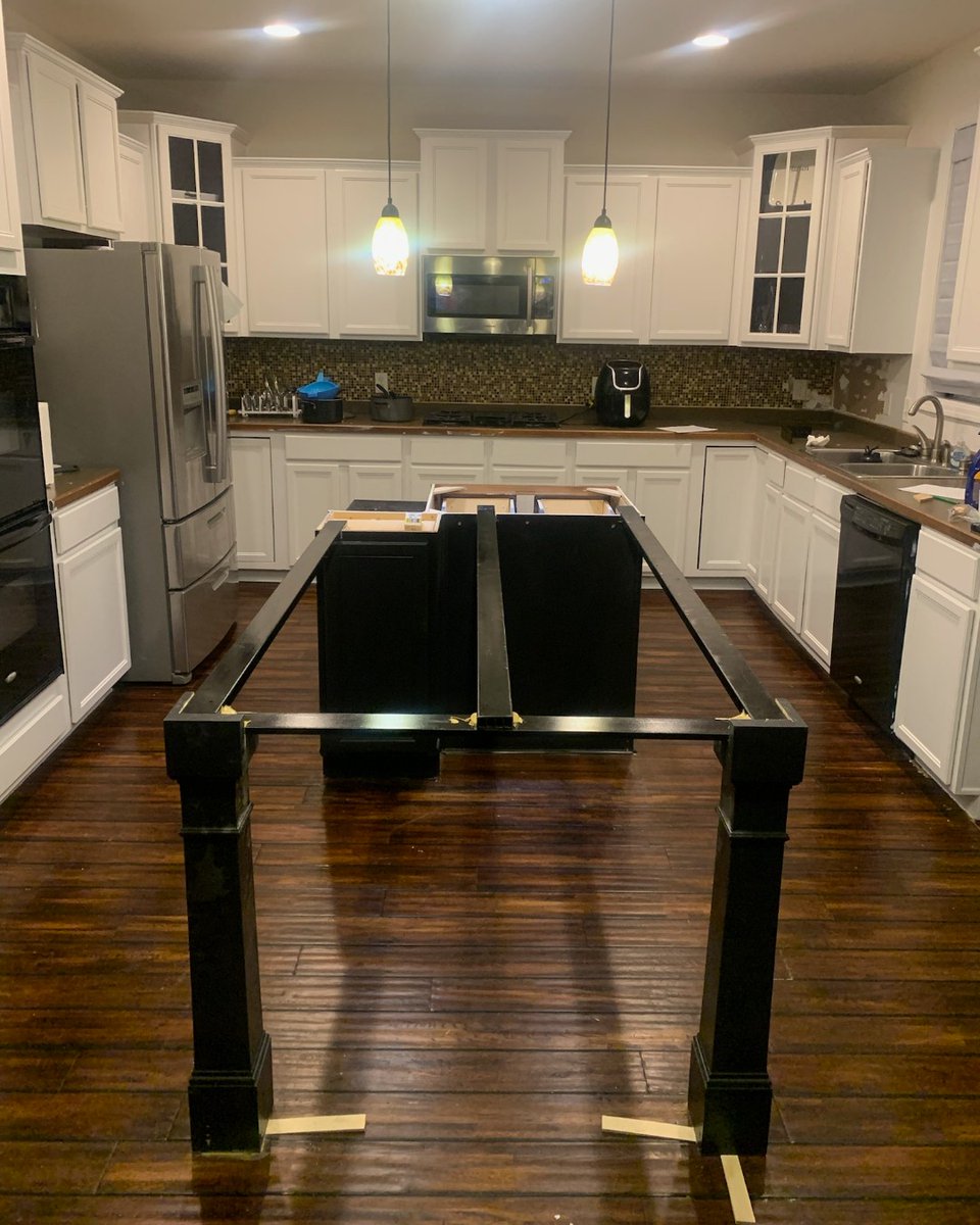 GraniteBracket's tweet photo. Before the countertop goes on...😍 https://t.co/u2cuVNeLRQ