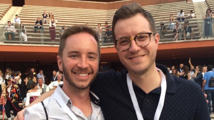 A dream come true, now out <a href="/Nature/">nature</a>  w <a href="/tervoclemmensb/">Brenden Tervo-Clemmens</a> 

nature.com/articles/s4158…

I started this project before knowing my wife and kid. 

Science can be a slog, this one was worth it. 

Pointing towards an exciting future for brain-behavior research.

A🧵👇