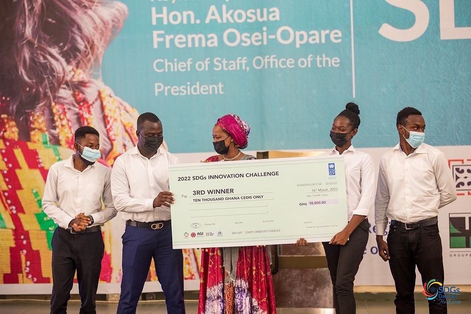 SDGsPresidency's tweet photo. Congratulations Team VIZTAEDU!
After deliberation by our judges,
VIZTAEDU own third place with their Education Revolution Platform.
#SDGs Innovation Challenge
#SDGsDayOut
#SDGsHo
#leaveononebehind
#sdgs
#Ho
#globalgoals https://t.co/DQ9z7BHwI8
