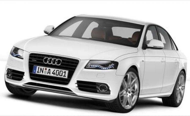 GuilleAlfonsin's tweet photo. "La edad media del parque móvil español asciende a 13,5 años"

La gente echándose las manos a la cabeza... qué inseguridad! qué emisiones! qué vejestorios!

Coches de 13,5 años... https://t.co/SLSzmHF7HN
