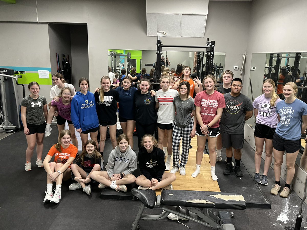 MRDatDudeGG's tweet image. 20 weeks outside in the summer, 25 weeks in a great space with just not quite enough room, but today we had all the space we needed with brand new equipment 😍💪🏻