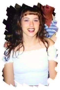 brujaespecial's tweet photo. #WaybackWednesday to the ‘90s. Kelly from Beverly Hills 90210 with the outfit inspo. #90sRule 🤘🏼 https://t.co/rWuBMj2u0d