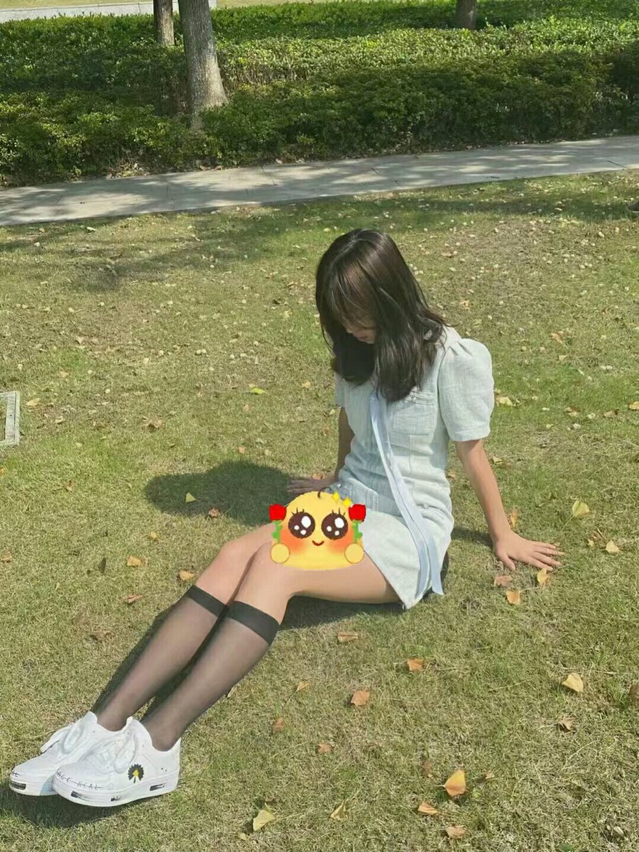 mitanaiuu's tweet photo. 🚺招募：
宁波  近期  聊聊坐坐有感觉后续
 性格好会体贴人 173以上的dd
#女神婊 #女奴 #调教 #腿控 #陪玩 #私房照 #抖音 #快手 #抖阴 #美腿 #反差婊 #极品美女 #空乘 #交友 #模特 #外拍 #老师 #美腿 #美足 #棚拍 #黑丝 #肉丝 #高跟鞋 #汤不热 #推特 #制服 #丝袜 #情趣 #诱惑 https://t.co/5XsUIdn90S