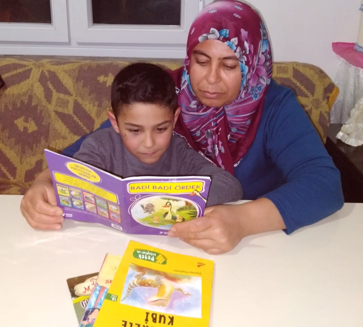 kurtrefikrk's tweet photo. Aşağıçiyanlı Şehit Ahmet Birkaç İlkokulu okuyor @osmaniyeilmem #osmaniyeokuyor https://t.co/ljGPRZMUl5