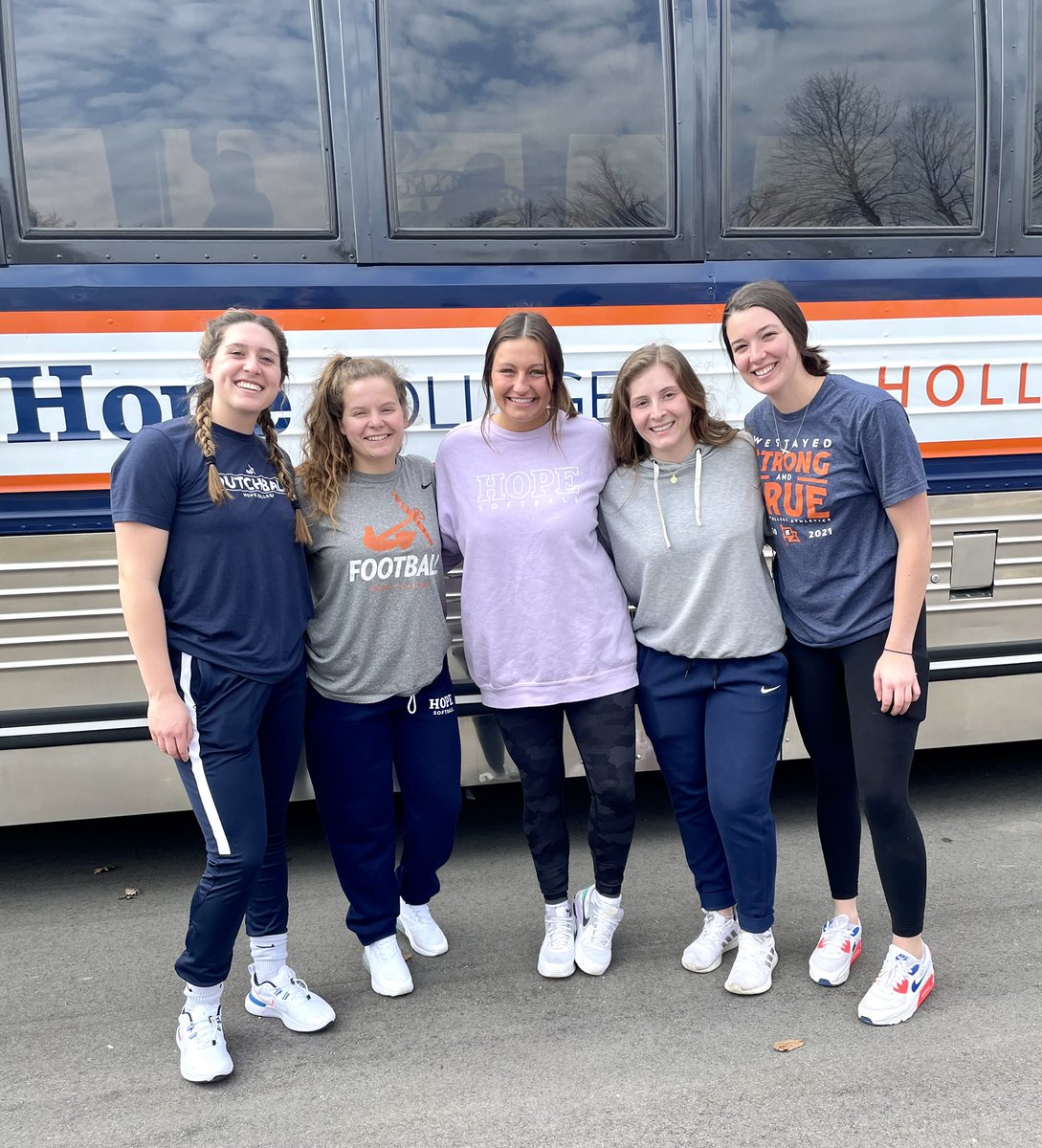 HopeCollegeSB's tweet photo. AND WEβRE OFF!!!! Our spring trip has officially started and we are FIRED UP!!! π₯Canβt wait to compete with this crew and for the roots to grow deeper with this team. Lots of memories in the next 11 days!!! #wheelsrollin #hcsbspringtrip2022 #lotsofsnacks #CoachVsfirstselfie https://t.co/LxQvVGThP1