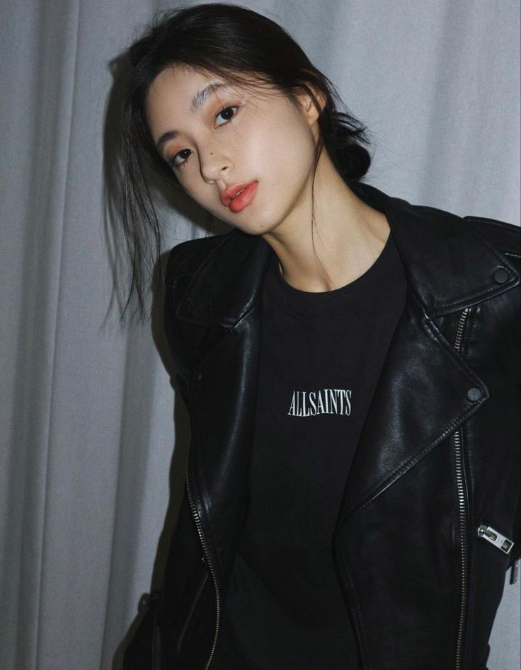 onmlee_'s tweet photo. - 𝚃𝚊𝚎𝚢𝚘𝚗𝚐 𝚜𝚘𝚖𝚎 𝚝𝚠𝚎𝚎𝚝𝚜 𝚊𝚞 -
✨ 𝚔𝚊𝚝𝚒𝚗𝚐 𝚐𝚊𝚕𝚊𝚔 ✨
- 𝓢𝓾𝓻𝓪𝓽 𝓒𝓲𝓷𝓽𝓪  💌 https://t.co/sSFlw3rPA5