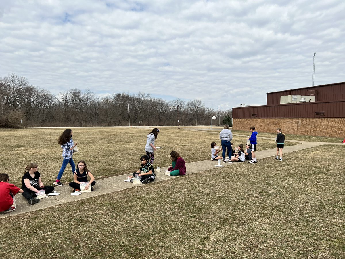 mrs_kern's tweet photo. We can’t learn about Pompeii without making volcanoes 🌋 @may_trs #channahonpride https://t.co/agqKsEbLPq
