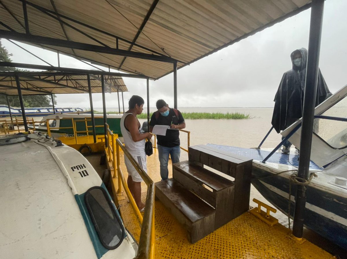 Supertransporte's tweet photo. En el marco del programa Travesía Fluvial: Las Venas Azules de Colombia, practicamos visitas de verificación de derechos y deberes de los usuarios a empresas de servicio de transporte fluvial en el Río Amazonas. ¡#EsConHechos y #EnEquipo que velamos por la #ProtecciónAlUsuario! https://t.co/f1AWFfes5x