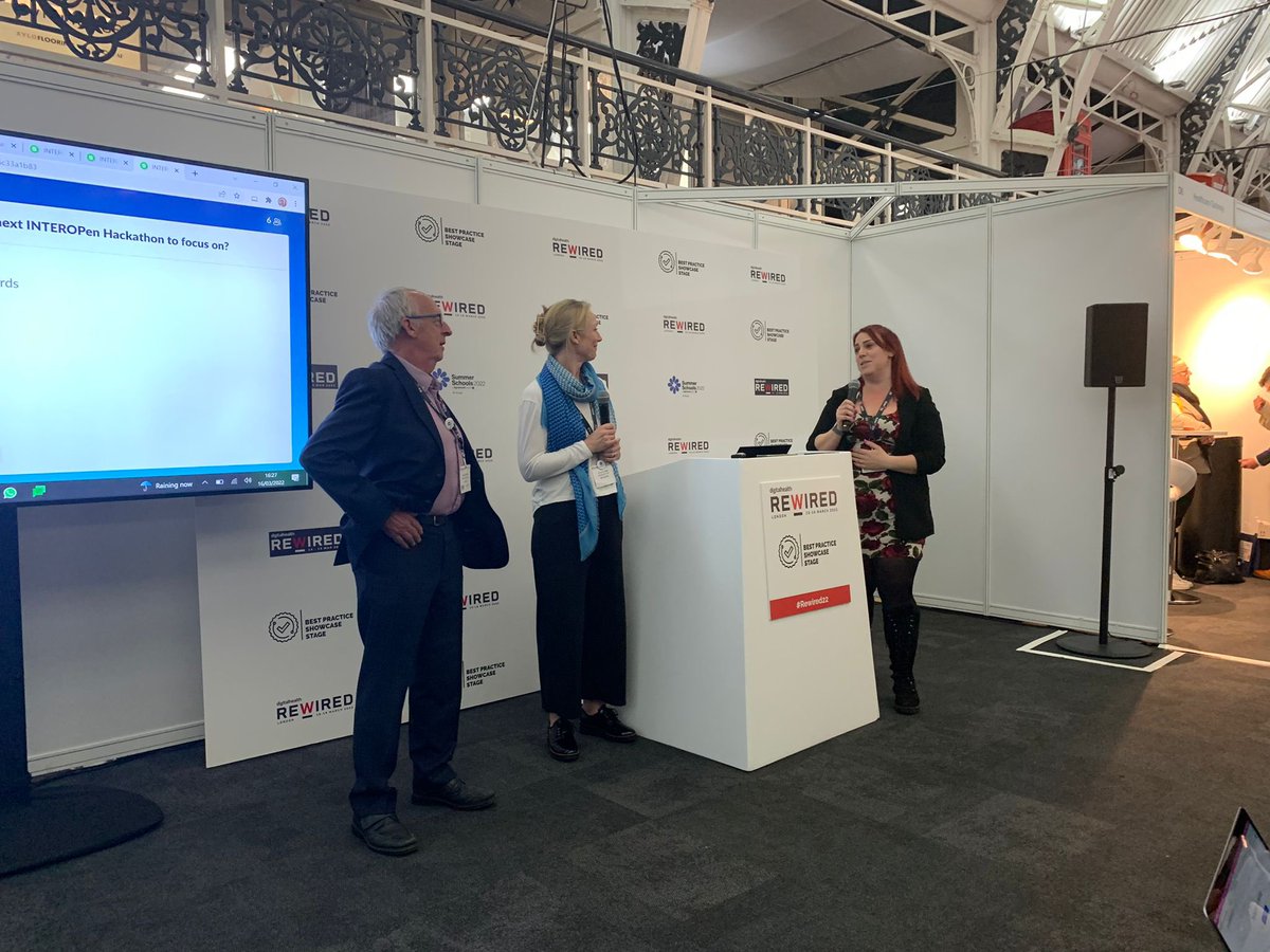 Emma Harris 💚 tweet media