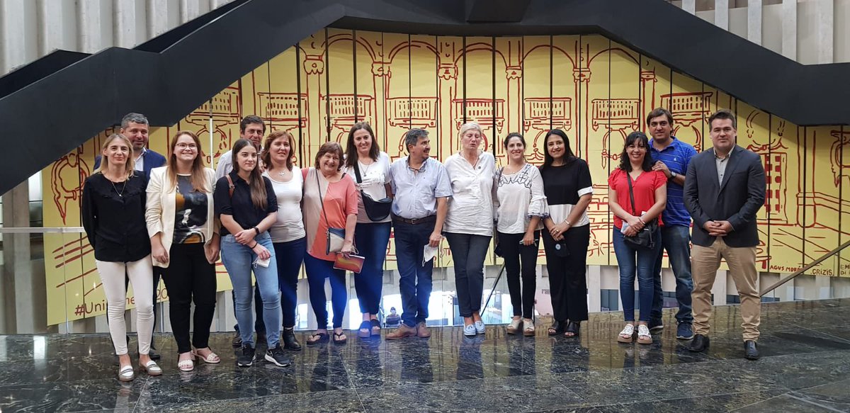 HacerCordoba's tweet photo. La fundación propició una jornada de encuentro y trabajo entre UCLA , @SoherElSukaria , @RaulRecaldeOk @Silviapaleo_ y @hm_iglesias para tratar las modificaciones a la ley de adopción en donde prevalezcan los derechos de los niños y el acompañamiento a las familias adoptantes https://t.co/ROYks61IYD