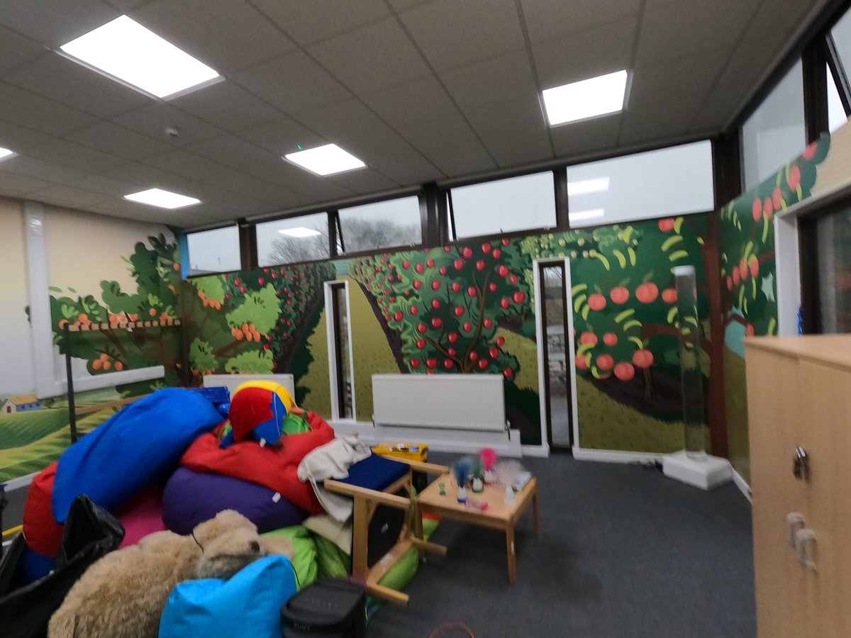 cubedcreative's tweet image. Full room school wall art graphics. Just the windows to do next.
cubedcreative.co.uk 

#schoolwallgraphics #school #education #primaryschool #headteacher #deputyhead #secondaryschool