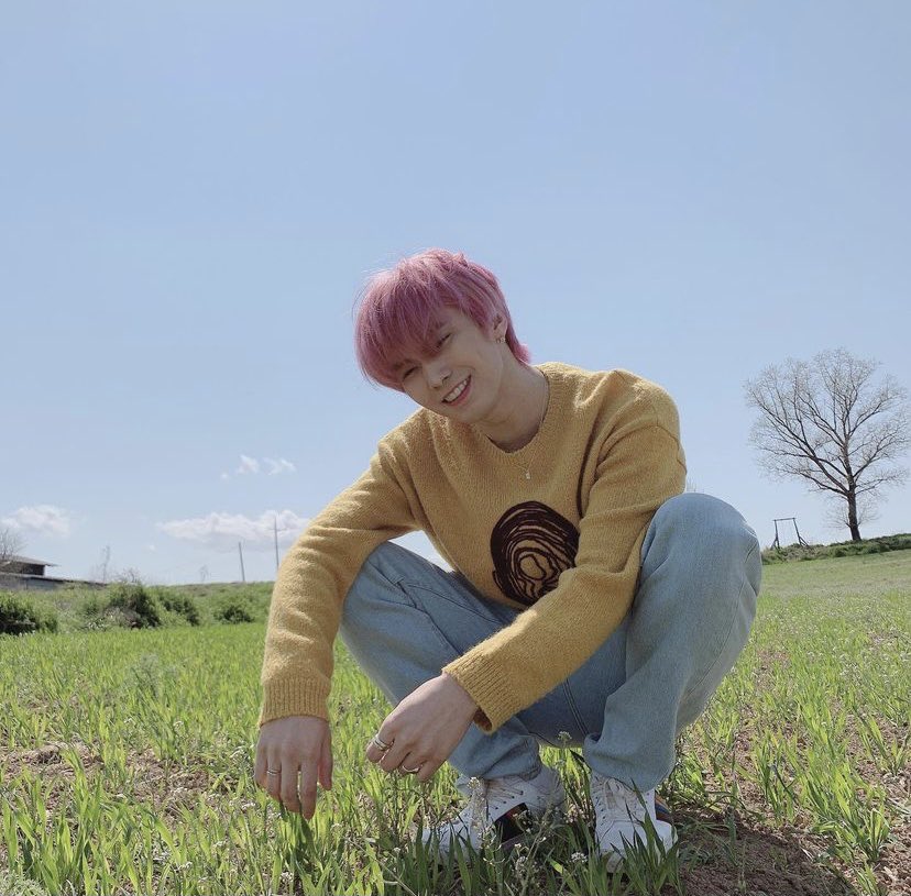 pmhaesthetics's tweet photo. hello, arohas/pebbles! this is a new account dedicated to posting moodboards of astro's all-rounder rocky ( ⸝⸝´꒳`⸝⸝) please rt + follow to support, thank you <3

#라키 #아스트로 #rocky #astro https://t.co/WlKzI4aWwv
