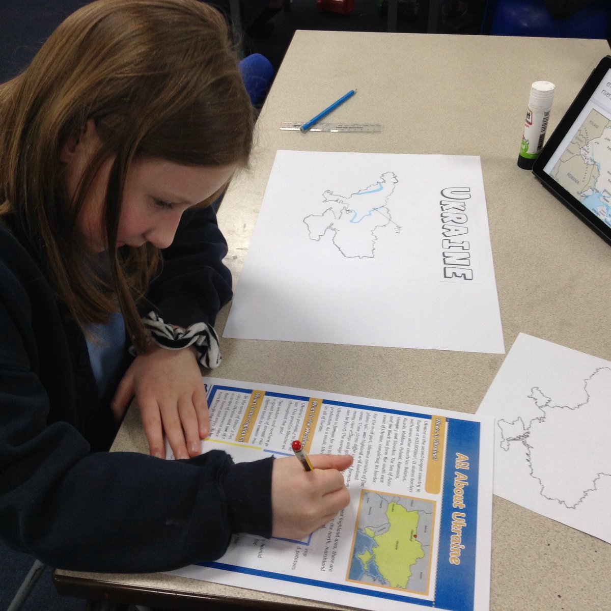 StBernardsep's tweet photo. Fantastic absorption and noticing in Team 3. The children learned how to draw their own map of Ukraine before researching the geographical features. #stbGeography https://t.co/MmfMML3VTl