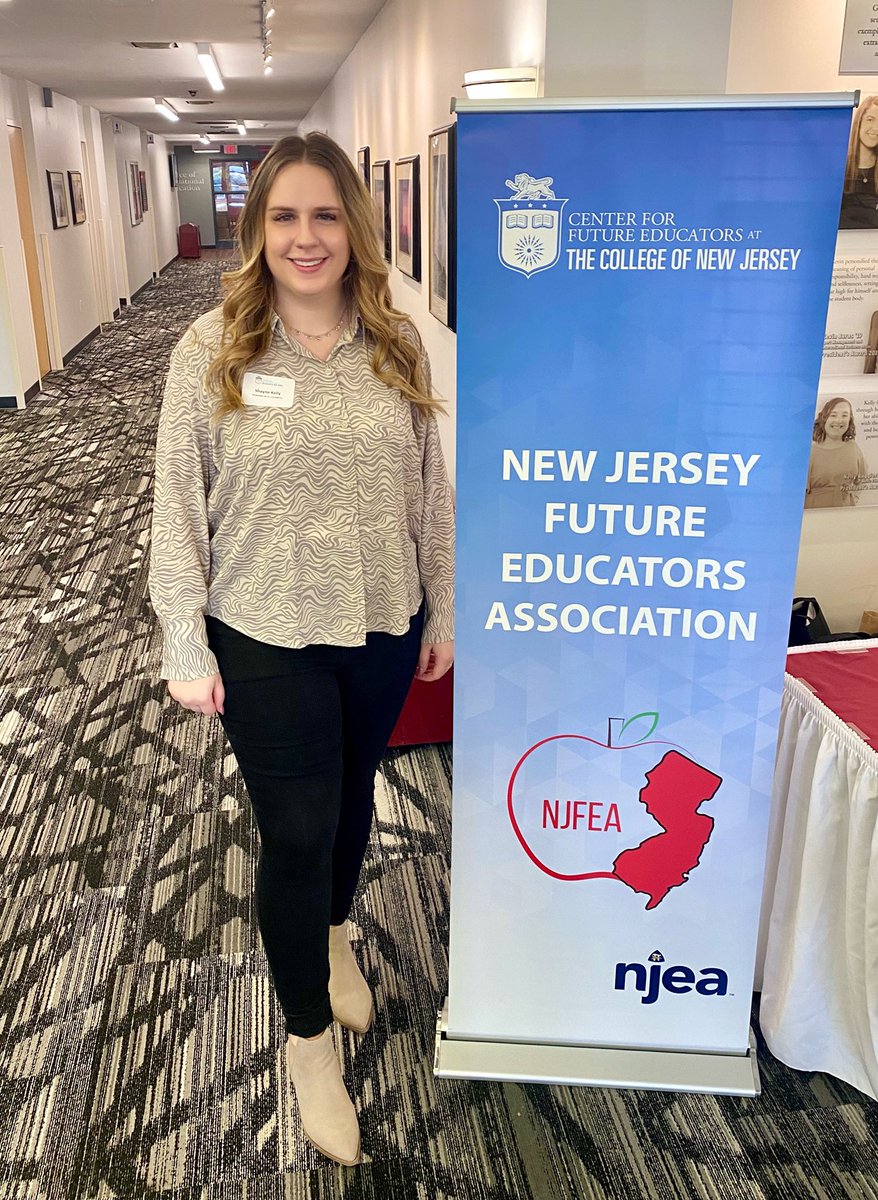 _MsKelly_'s tweet photo. Grateful to have the opportunity today to speak at the NJFEA Future Educators conference with @MsStock224! Loved having insightful conversations with prospective teachers! 🍎✏️📚 @RiderCEHS @RiderUniversity https://t.co/fs5mIN2zea