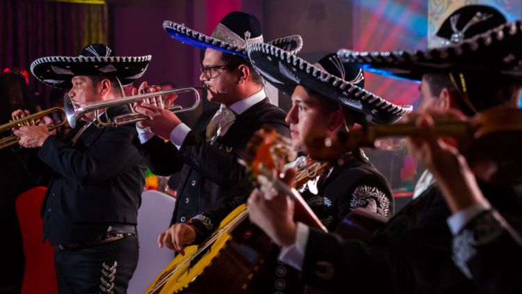 Quinn Artistes Entertainment Ltd. tweet media