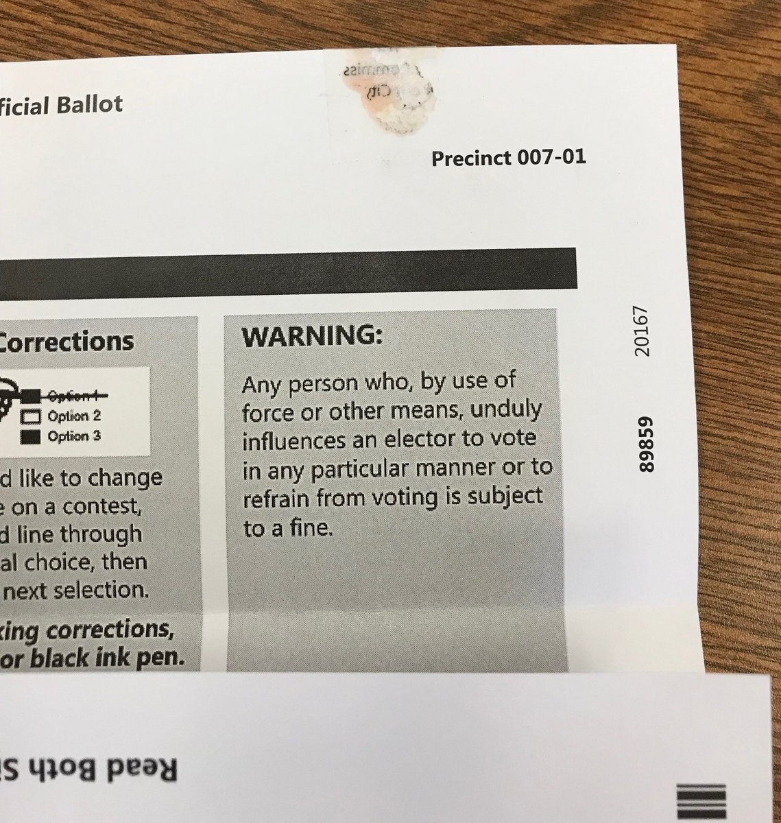 Yamhill County Voters, we need your ballot smooth and clean - ready to be scanned.
Do NOT glue or tape your ballot shut! Do NOT glue or tape your ballot to the Secrecy Sleeve!
Tampering with your ballot jeopardizes our ability to count your votes!