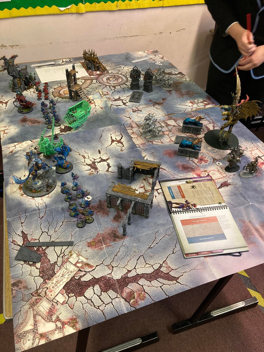 ClubMintlaw's tweet photo. A little bit of everything at Warhammer Club today after school. 2000pts Age of Sigmar matched play, a multi-table 40K game, Black sails and even a bit of painting! 🖌️🎲 https://t.co/Az8Gq3UnYW