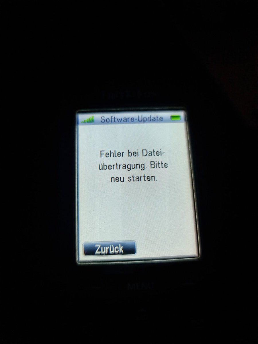 ComputergottYT's tweet photo. Hey @AVM_DE 

Die Meldung kriegen wir beim Updaten unseres C5 auf die Firmware Version 4.77.

Versucht haben wir es schon mehrmals.

Any help? 🙃 https://t.co/UdaoHoPU5R