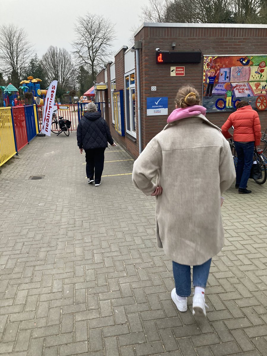 Familie heeft weer hun stem uitgebracht! Mooi dat binnen het gezin lokaal zo verschillend wordt gestemd.