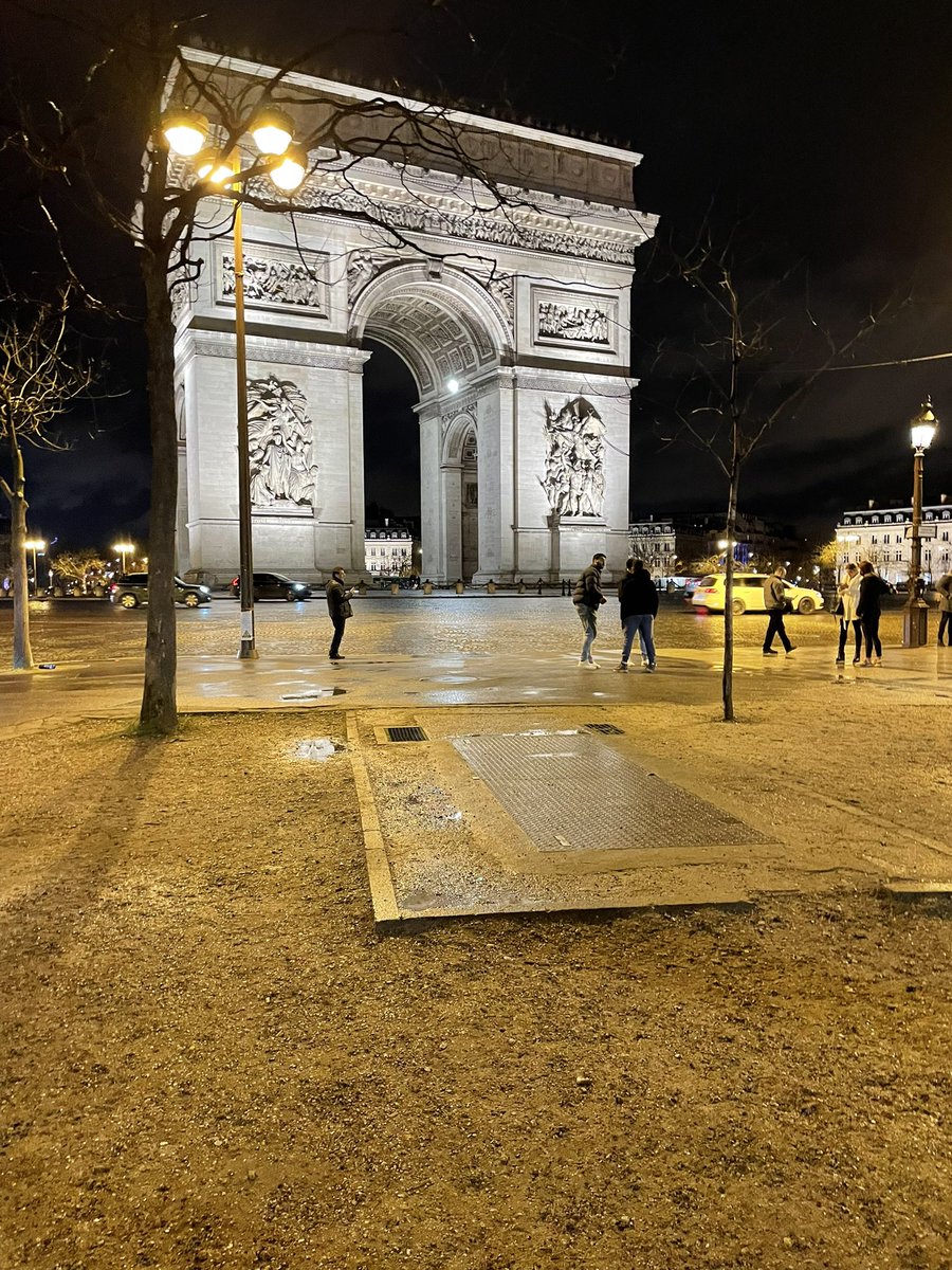 Esro_ali's tweet photo. Bonjour Paris , France 🇫🇷 📍 https://t.co/dnDH4u6ZCj