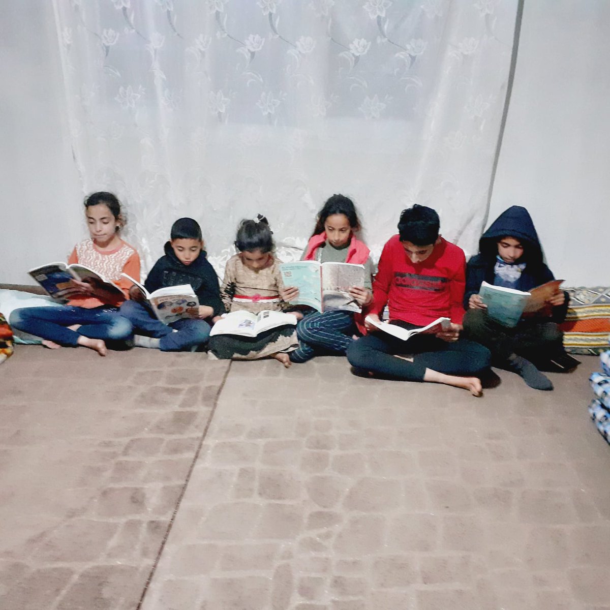 onerosmankok's tweet photo. Necip Fazıl Kısakürek Anadolu İmam Hatip lisesi ve ailesi okuyor #osmaniyeokuyor https://t.co/2K05v5qENy