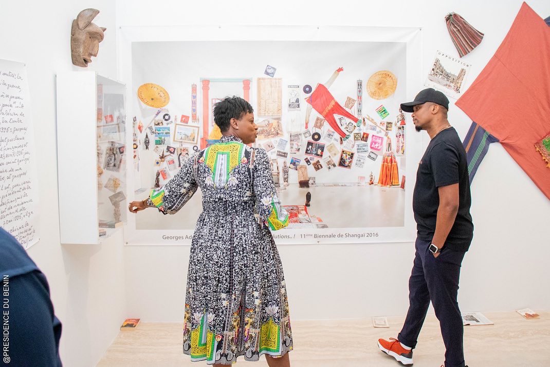 SamuelEtoo's tweet photo. There’s a power in being able to tell our own stories and reclaim our history. I felt deeply inspired visiting the Benin Art Expo and viewing the 26 historic artifacts that were returned to Benin last year. Congratulations President @PatriceTalonPR on this incredible victory. https://t.co/l1B1RCB0gx