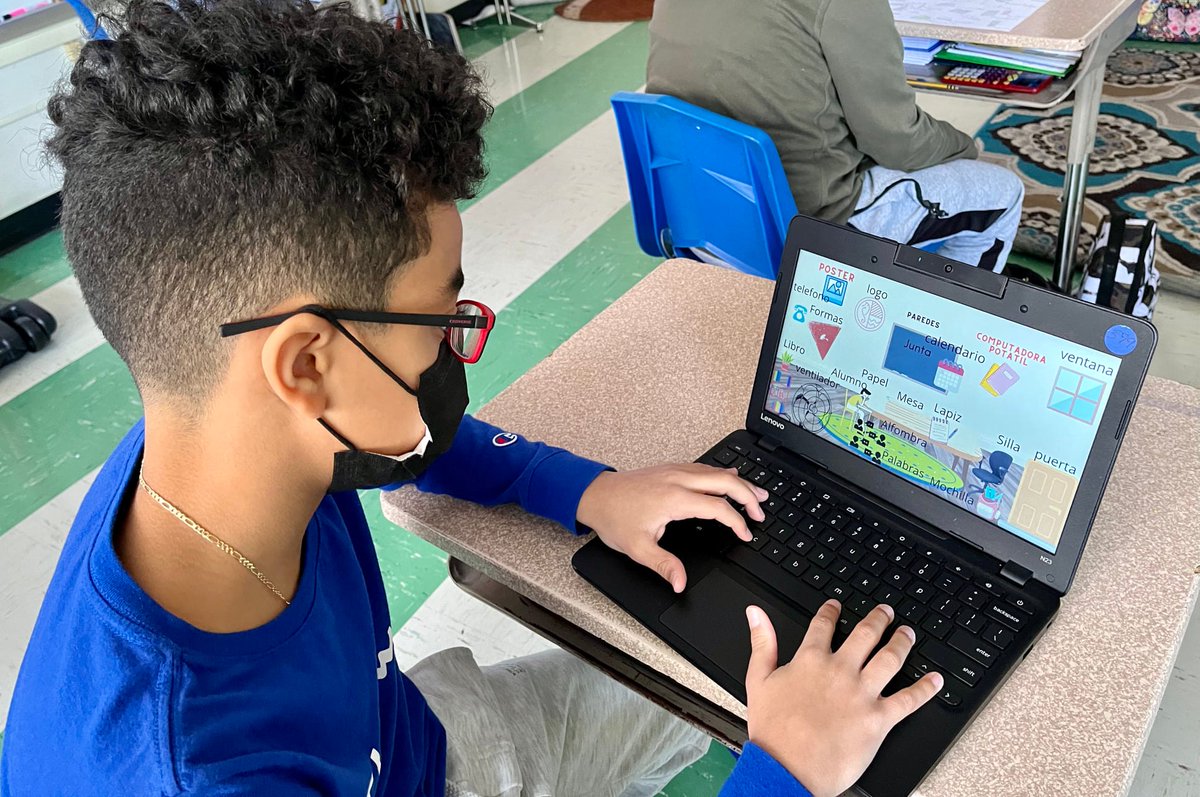 AtownDioceseEDU's tweet photo. Spanish Language + Technology Class + Engineering & Design = Integrated Classwork for the #saintsandscholars at Holy Infancy School who were to design a classroom using their Spanish vocabulary words. Muy bien! #safepresentgrowing https://t.co/VmpVJ9Q7tx