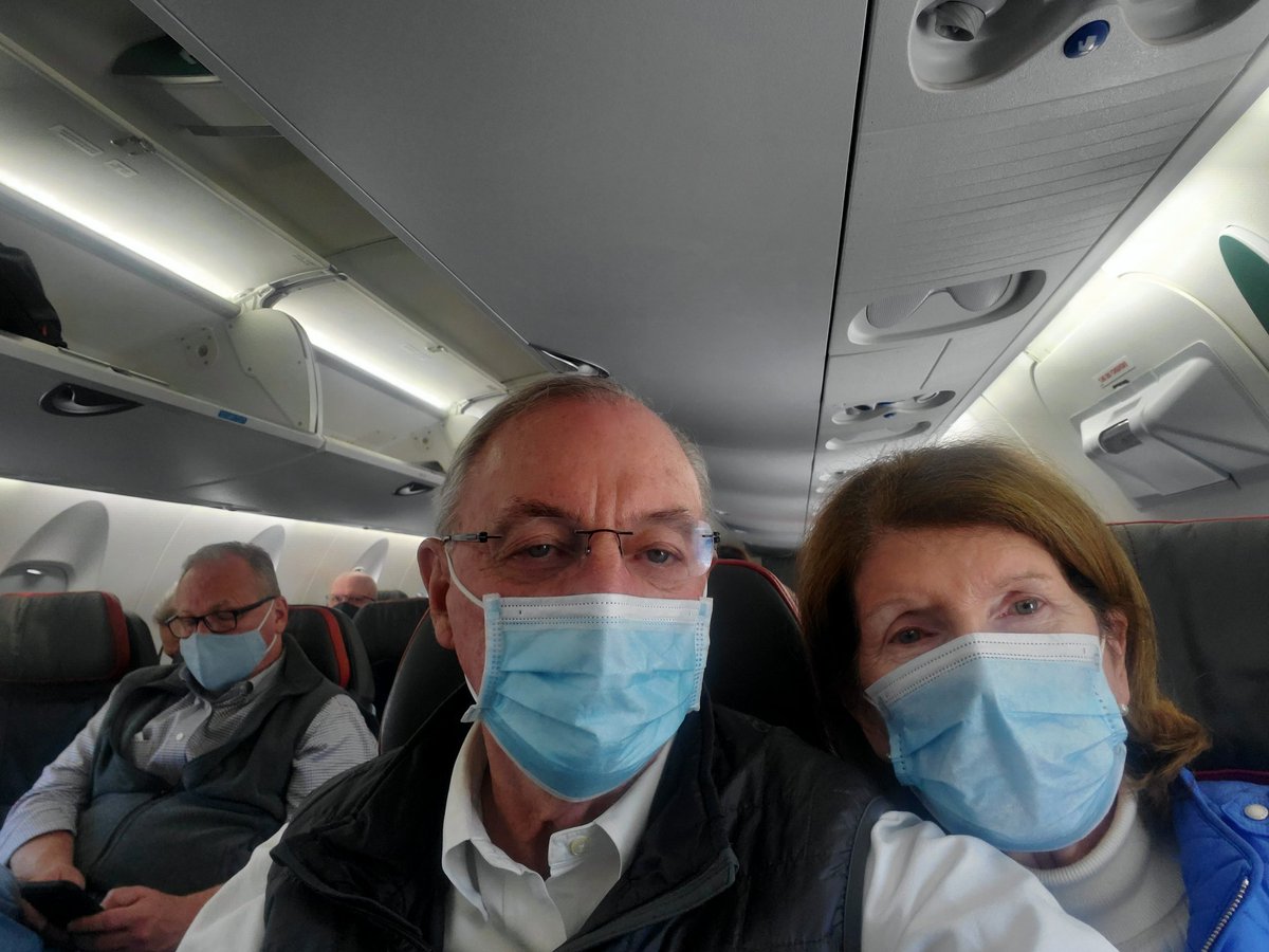 Big Dawg and Kati head to Bryant's 1st NCAA March Madness victory.  Go dawgs, Bulldog Nation is proud and cheering you all across the country! 👍👍✌️