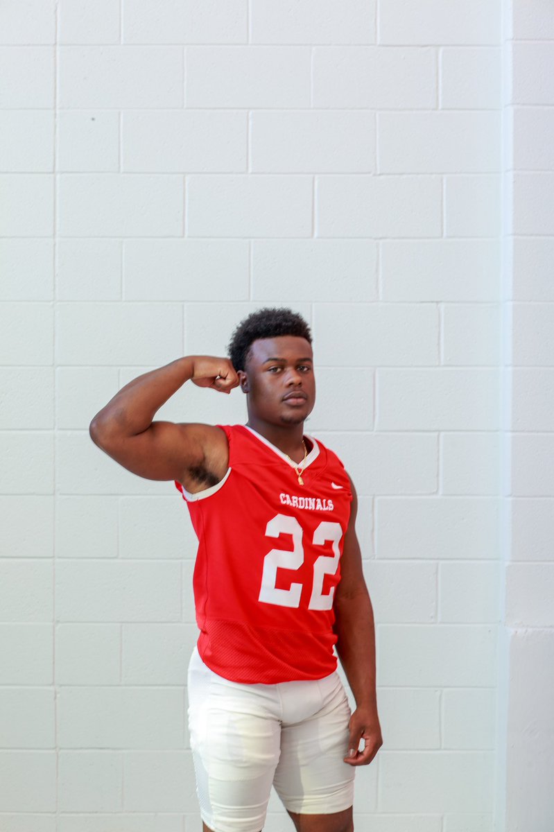 CoachCarmichEAL's tweet photo. 🚨2022s STILL AVAILABLE!🚨
🗣COACHES I still have 4 guys left!

#TheFinal4
#11 DB 5’11 165 @speedkills_kell
#16 LB/RB 5’11 195 @KadenBryant9
#12 WR 6’2 185 @datherealest_
#22 LB/RB 5’9 200 @bam2iffy

#JonesboroU🧬 #RecruitJBoroFB🧰 https://t.co/GLg2x7fA9V