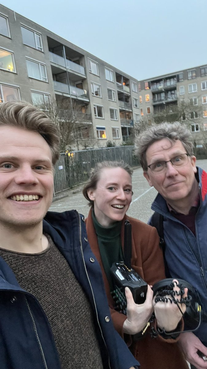 jordidejong's tweet photo. Over een klein kwartiertje hoor je @cgeijsman, @MarcvRdCh, @HoogendijkKees, @HesterRamaker en ondergetekende de hele avond over de verkiezingen in de provincie Utrecht op Radio M Utrecht. Met @CorineGLD en @LWolterink vanuit de studio! #rtvutrecht #gr2022 #verkiezingen https://t.co/VyX2GdfEGQ