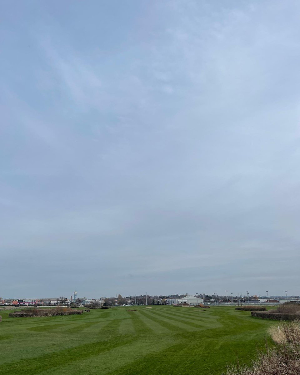 Highground1999's tweet photo. @haloleisure golf course cut yesterday, getting ready for the season https://t.co/sSnsPVI1b3
