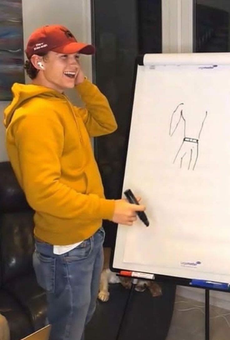 thsafeplace's tweet photo. tom holland, a man of many talents https://t.co/rcWTbnw30O