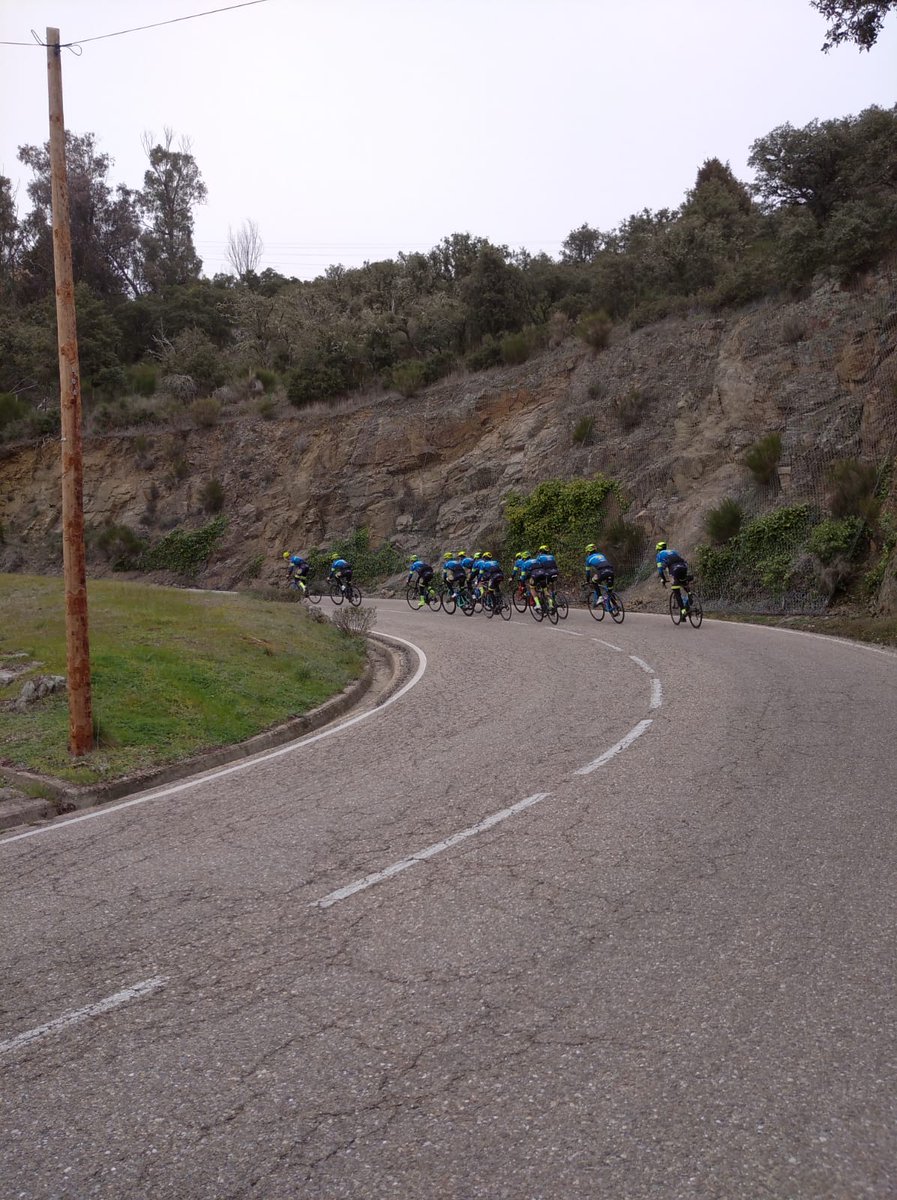 🔵🟡Concentración del equipo en Zamora preparando los próximos retos y reconociendo las carreteras del #TrofeoAytoZamora22 y #TrofeoCajaRural22 donde competiremos este fin de semana🚴‍♂️🚴‍♂️
Mañana presentación en <a href="/dipuzamora/">Diputación de Zamora</a> 🤩
#GlobaliaArtesGráficas
#ZamoraEnamora 💛
#JUNTOSOMOS1